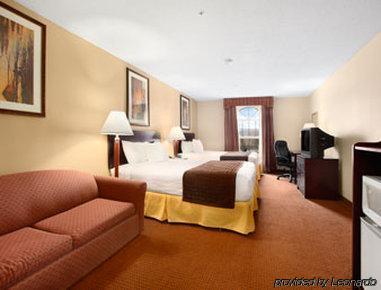 Ramada By Wyndham 3*