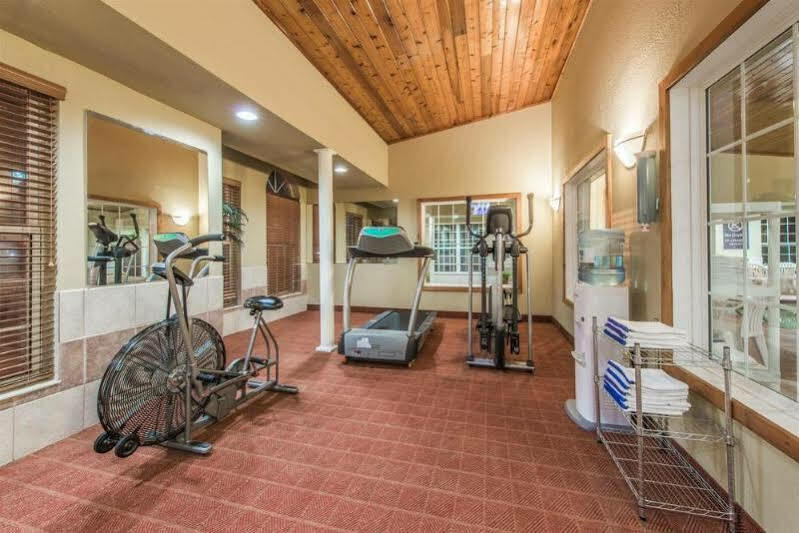 Ramada By Wyndham 3*